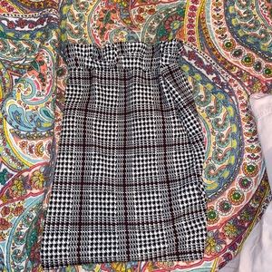 Rebellious black and white skirt size small